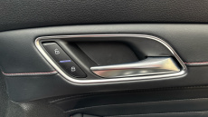 MG HS 1.5 T-GDI PHEV Trophy 5dr Auto Hatchback